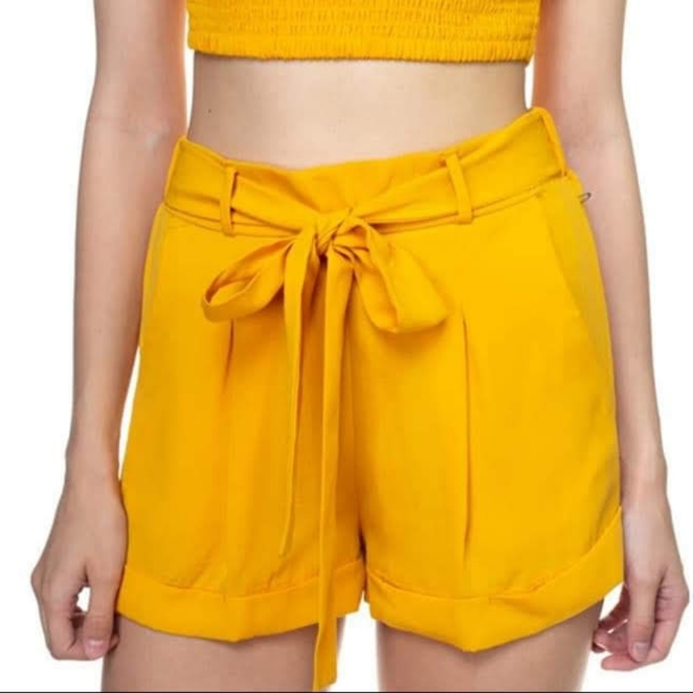 Self-Tie Cuffed Mini Shorts - Picture 1 of 3